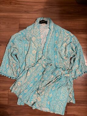 Light Turquoise Blue & Cream Geometric Kimono Cardigan Short Set